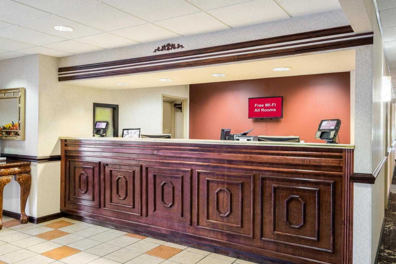 Red Roof Inn Hendersonville Εξωτερικό φωτογραφία