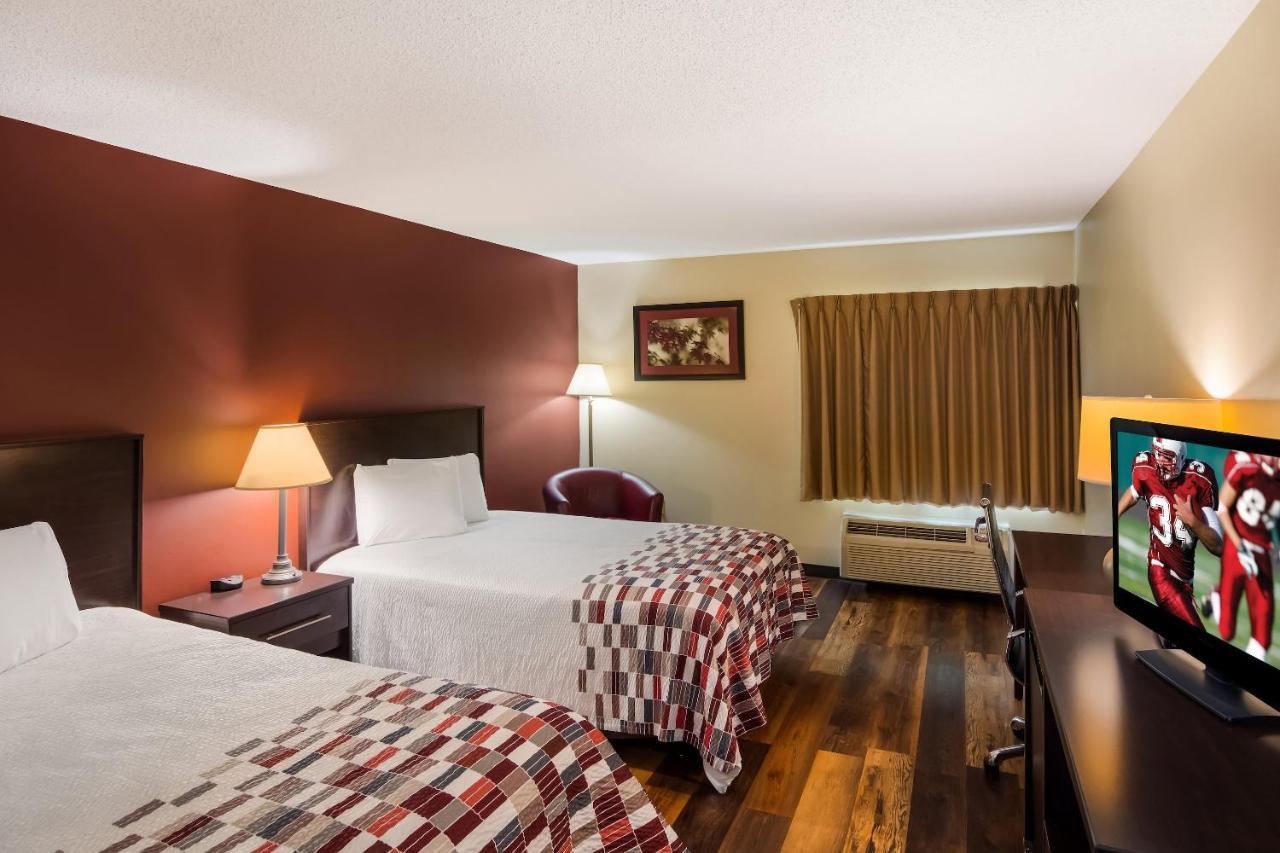 Red Roof Inn Hendersonville Εξωτερικό φωτογραφία
