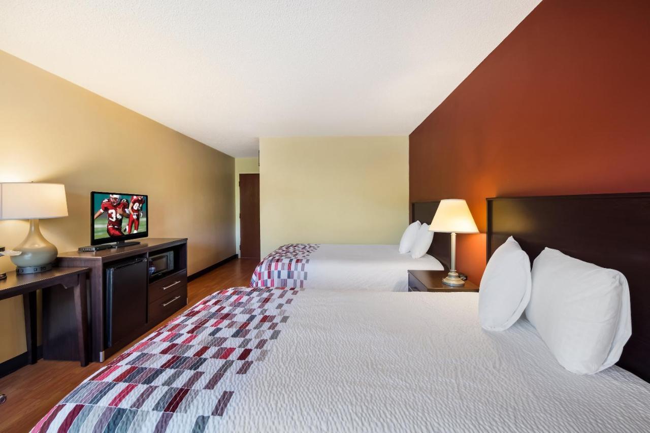 Red Roof Inn Hendersonville Εξωτερικό φωτογραφία