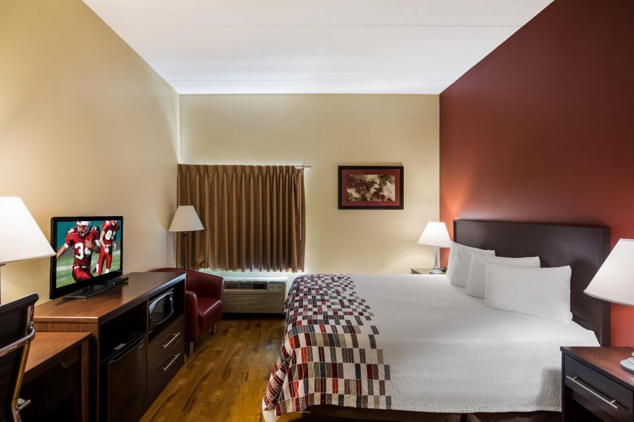 Red Roof Inn Hendersonville Εξωτερικό φωτογραφία